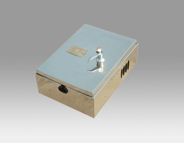 靜電接地報(bào)警器：保障安全生產(chǎn)的重要防線